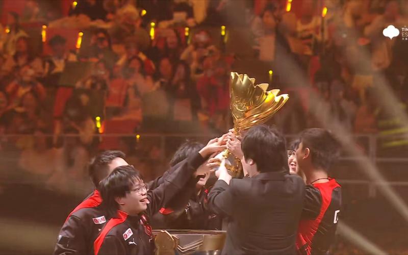 外媒统计了2022MSI小组赛单杀榜，Xiaohu位列第一